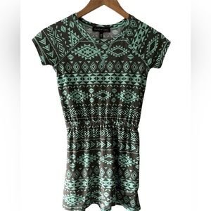 Derek Heart girls dress. Green and black aztec design. Great for summer.